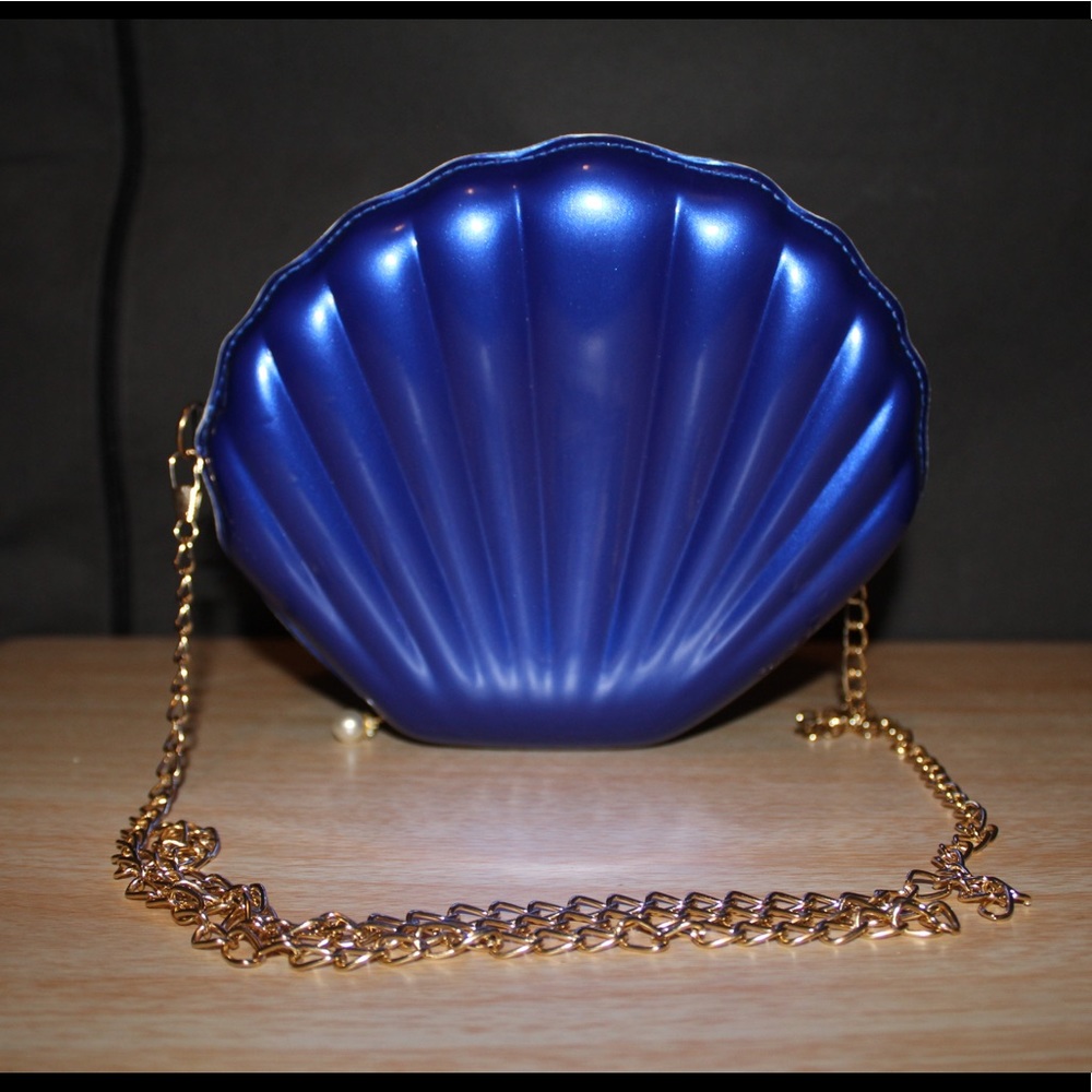 Shell Purse - Picture 7 of 7